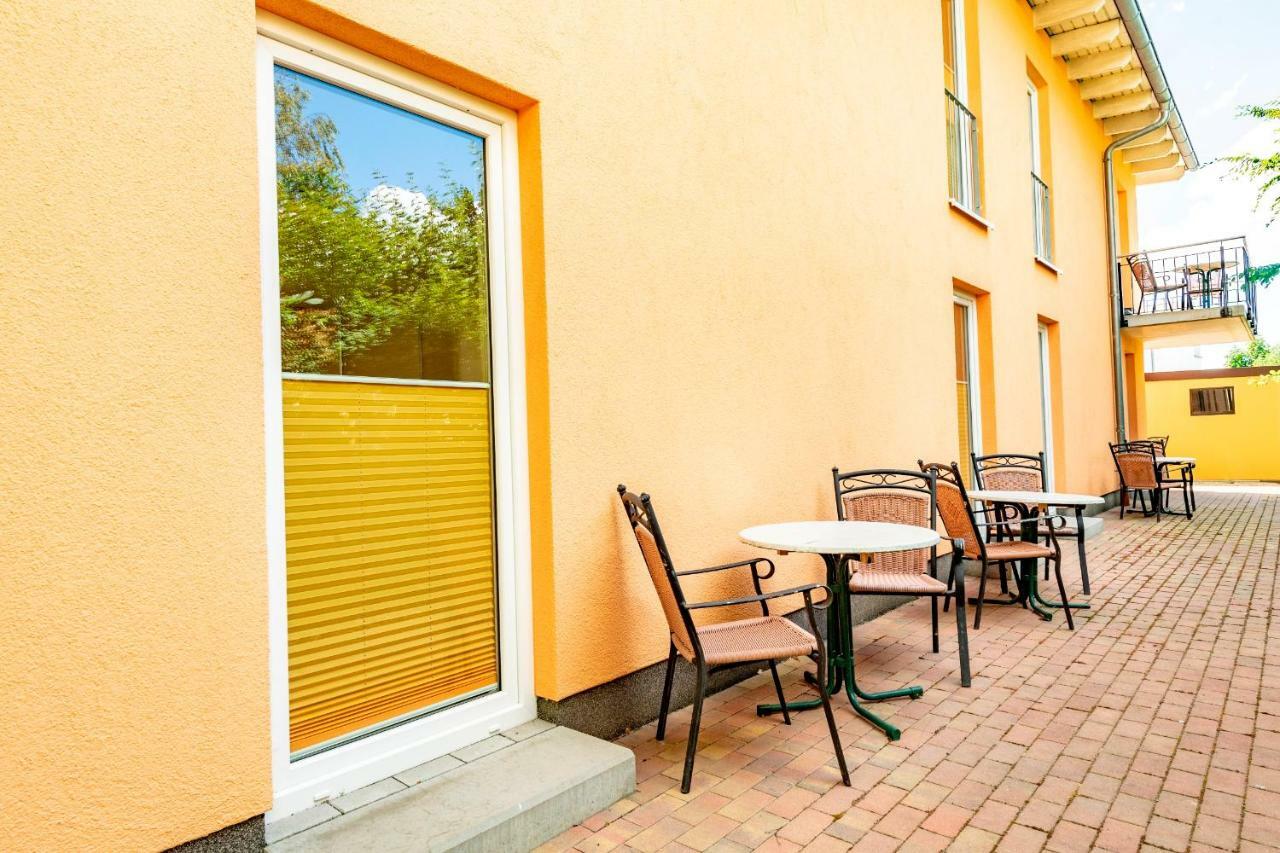 Villa Mia Whg 2 Mit Terrasse, Eg 1 Raum Wohnung Goehren  Buitenkant foto